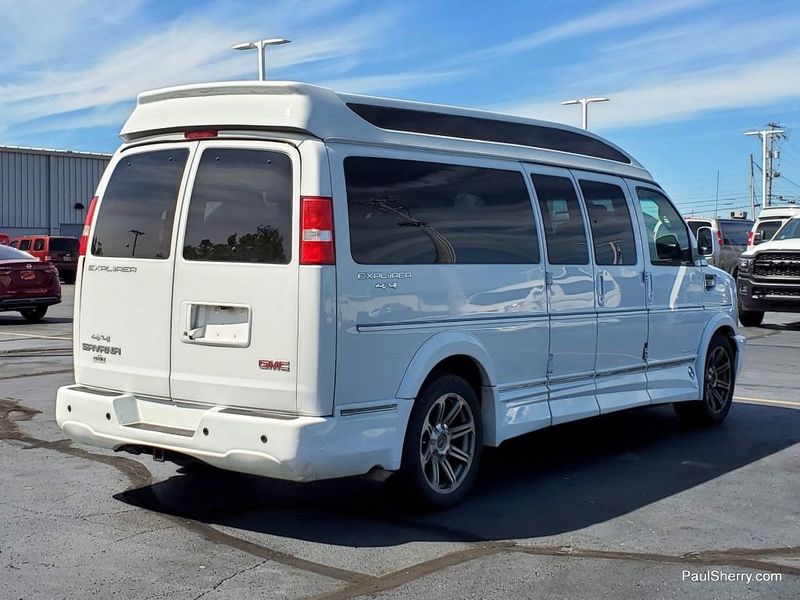 2018 GMC Savana 2500 Image 4