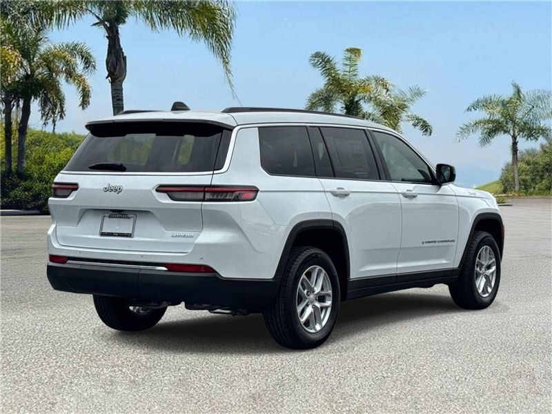 New 2026 Jeep Grand Cherokee L Laredo 4x2