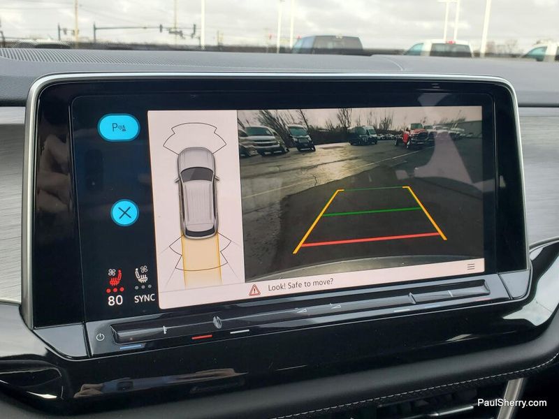 Used 2025 Volkswagen Atlas Cross Sport 2.0T SE w/Technology