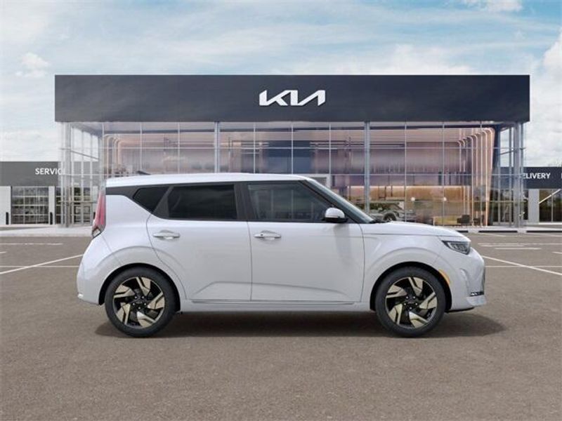 2025 Kia Soul GT-LineImage 7