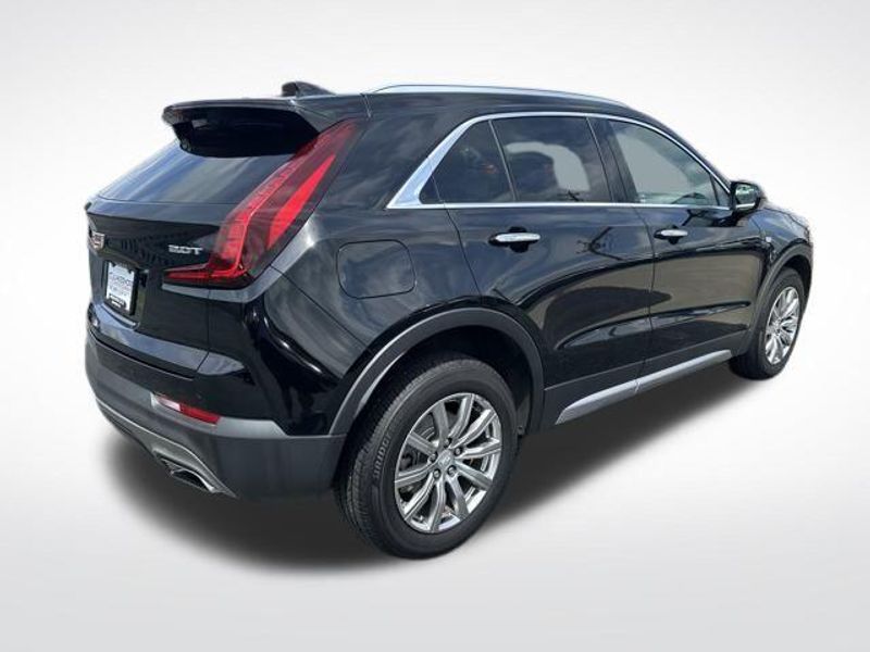 2019 Cadillac XT4 Premium Luxury