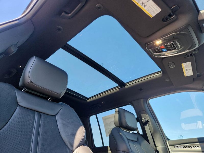 2026 Jeep Grand Wagoneer Upland 4x4