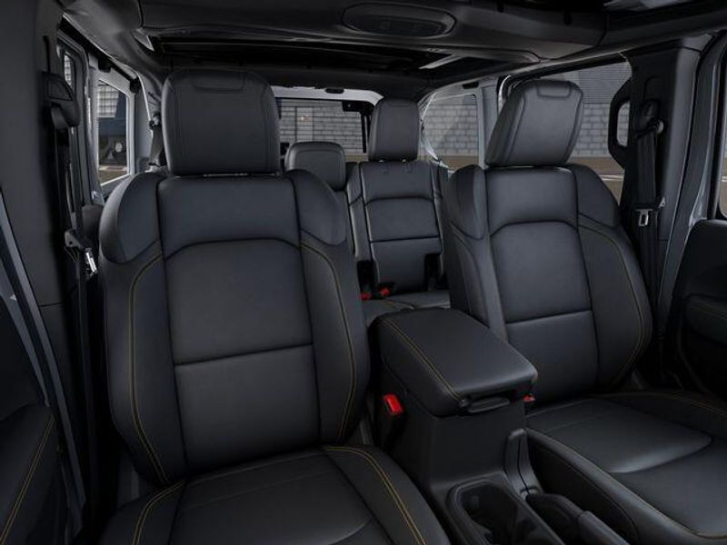 New 2026 Jeep Wrangler 4-door SaharaImage 16