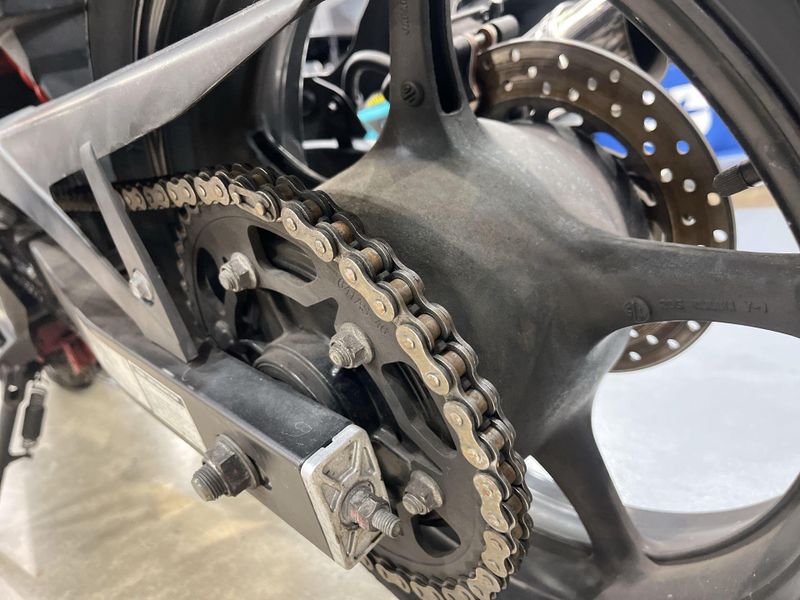 Used 2015 Yamaha FZ6R CA Image 21