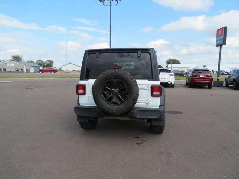 2021 Jeep Wrangler Unlimited Sport RHD 4x4 4dr SUVImage 5