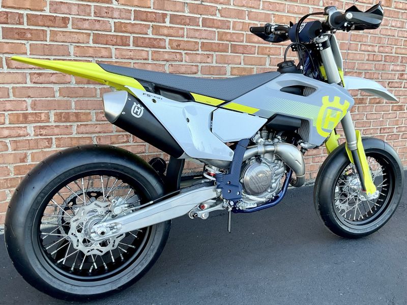 2024 Husqvarna FS 450Image 3