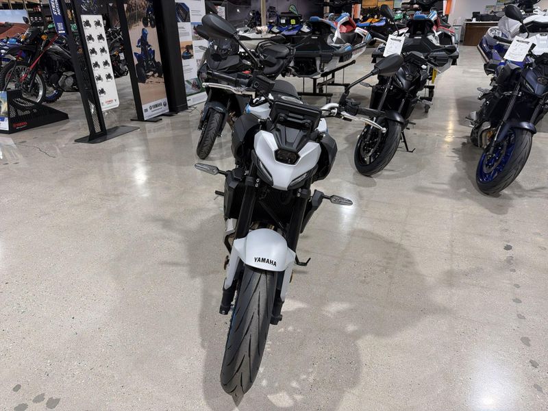 New 2026 Yamaha MT-07 Image 12