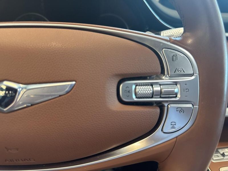 2023 Genesis GV70 2.5T