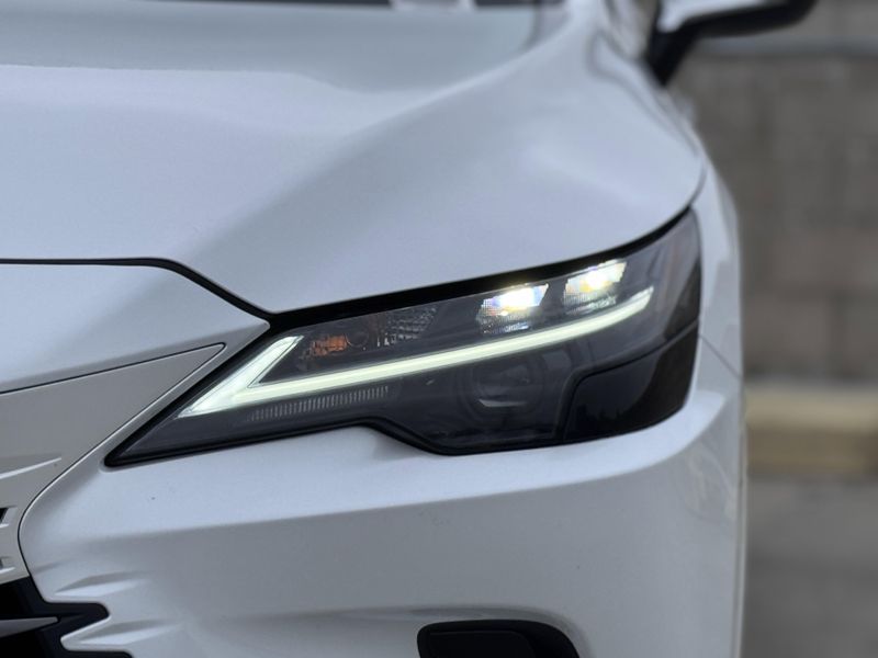2023 Lexus RX 350Image 8