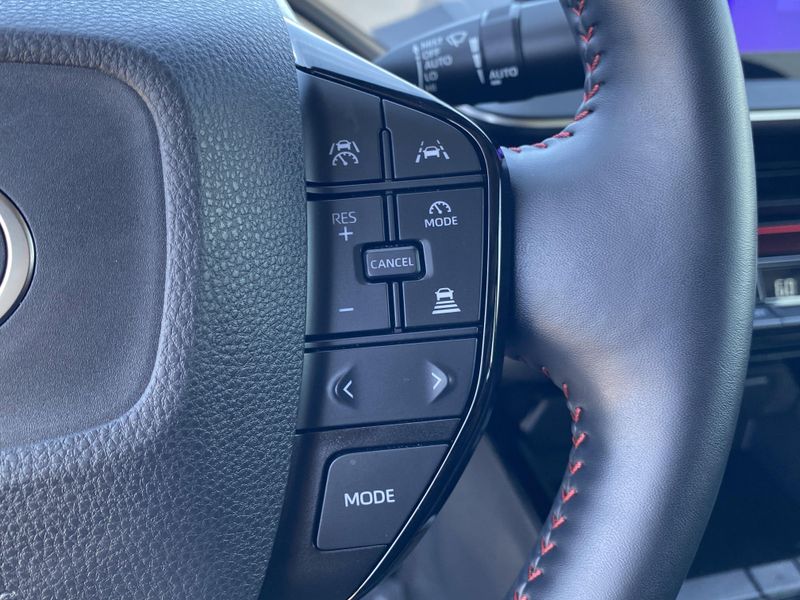 2024 Toyota Prius Prime XSEImage 27