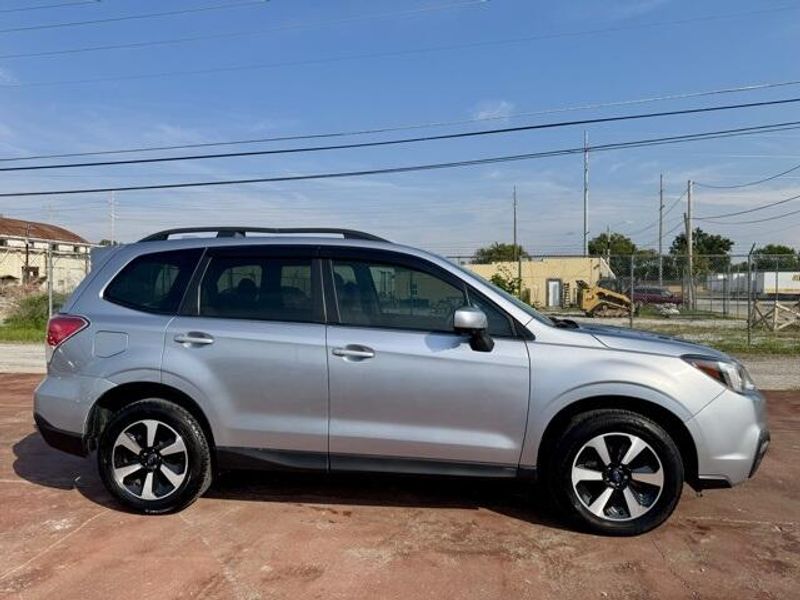 Used 2018 Subaru Forester 2.5i PremiumImage 4