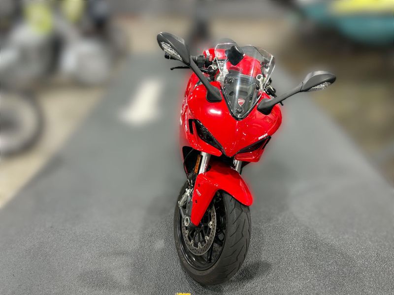 Used 2024 Ducati SUPERSPORT 950 Image 20
