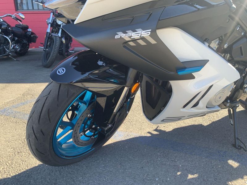 New 2025 CFMOTO 675SS Image 14