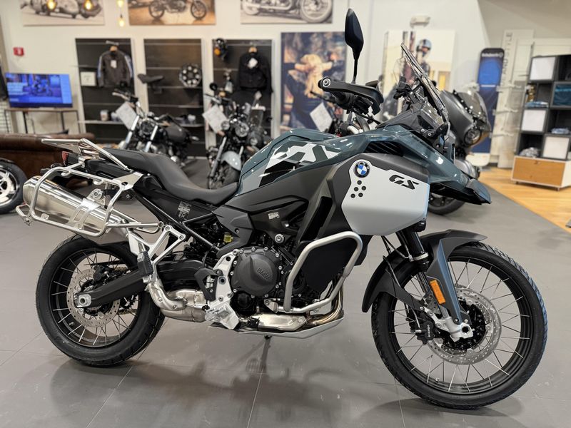 2026 BMW F 900 GS ADVENTUREImage 1