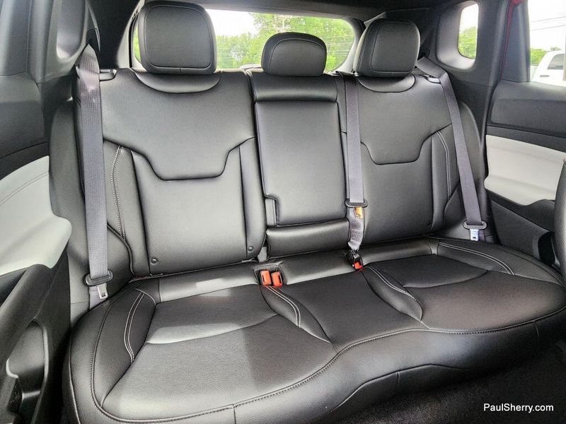 New 2025 Jeep Compass Limited 4x4Image 5