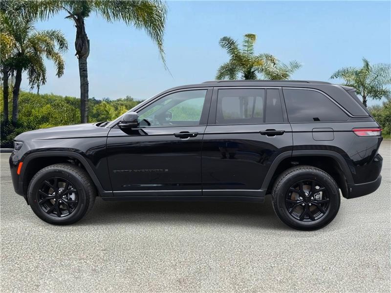 New 2026 Jeep Grand Cherokee Laredo Altitude 4x4