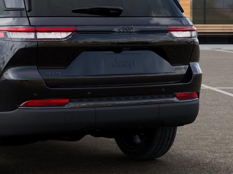 New 2025 Jeep Grand Cherokee Limited 4x4Image 52