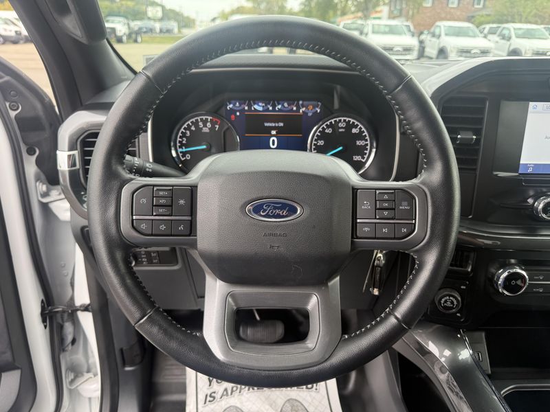 2022 Ford F-150 XLT photo 12