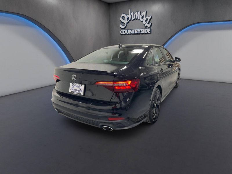 Used 2024 Volkswagen Jetta GLI AutobahnImage 8