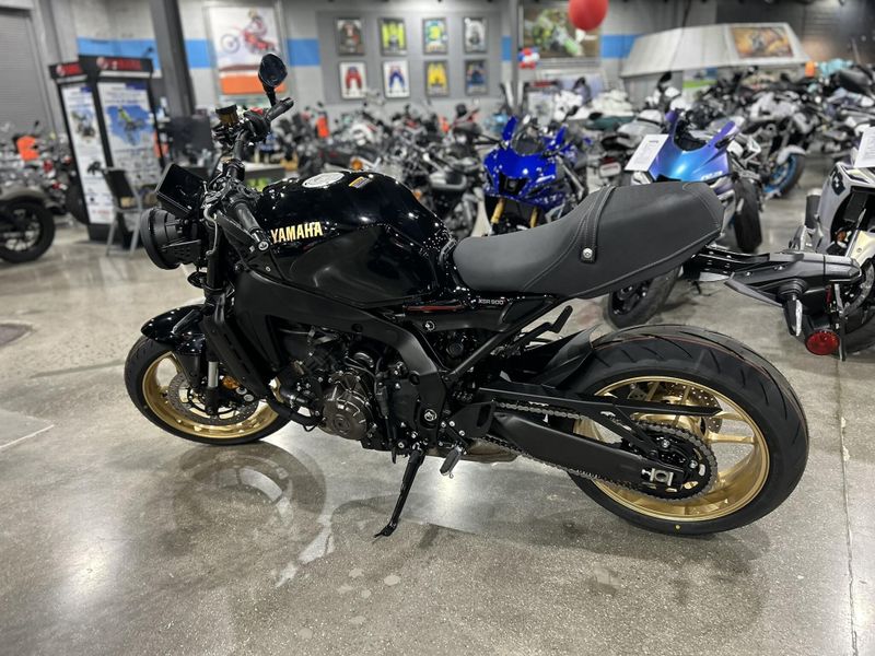 New 2025 Yamaha XSR900 Image 16
