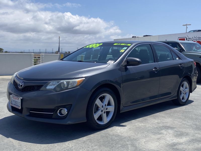 2012 Toyota Camry SEImage 7