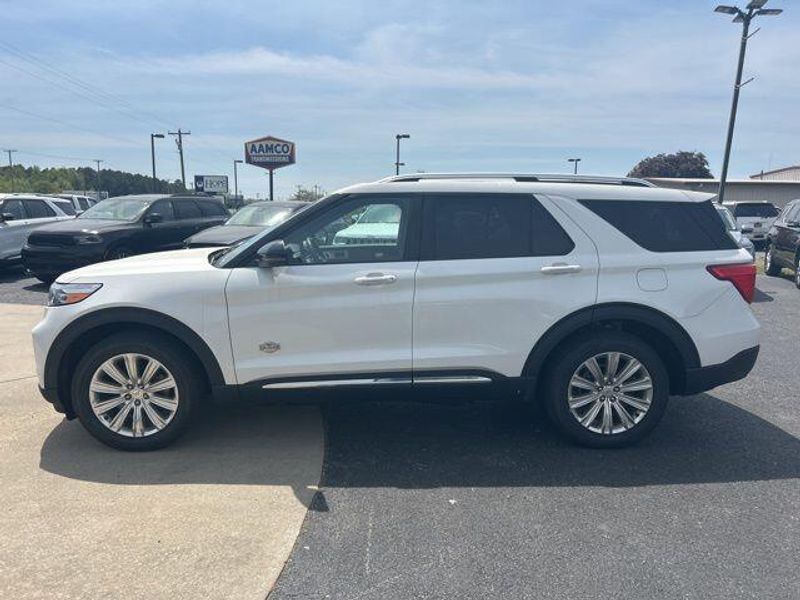2022 Ford Explorer King RanchImage 3