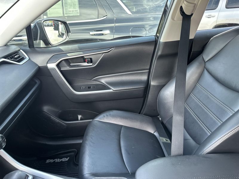 Used 2020 Toyota RAV4 XLE PremiumImage 24