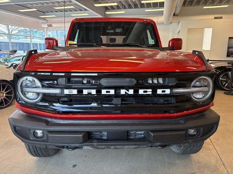 2023 Ford Bronco Outer BanksImage 3