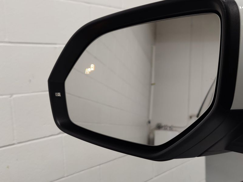 Used 2025 Volkswagen Atlas Cross Sport SEL Premium R-Line w/Sunroof/NavImage 23