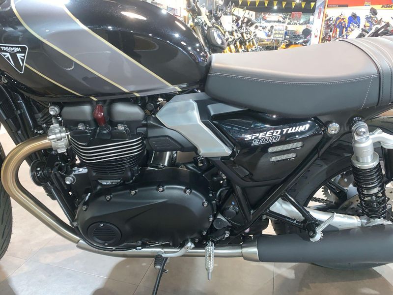 2025 Triumph SPEED TWIN 900 Image 21