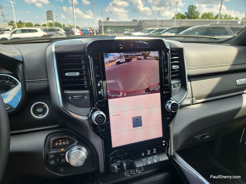 New 2026 RAM 1500 Laramie Crew Cab 4x4 5'7' Box