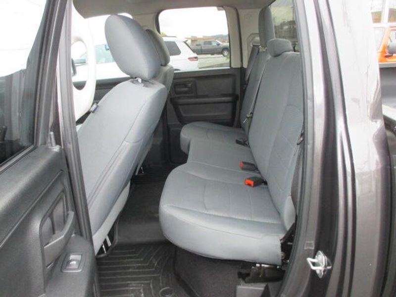 Used 2018 RAM 1500 ExpressImage 20