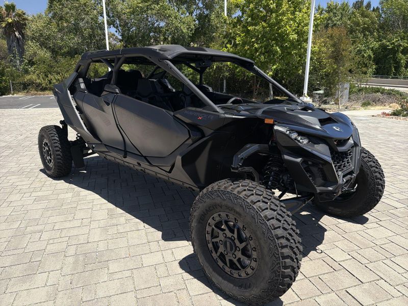 New 2026 Can-Am MAVERICK R MAX X RS WITH SMART-SHOX 999T DCT Image 11
