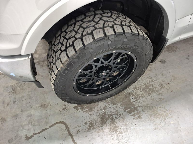 2019 Ford F-150 LariatImage 8