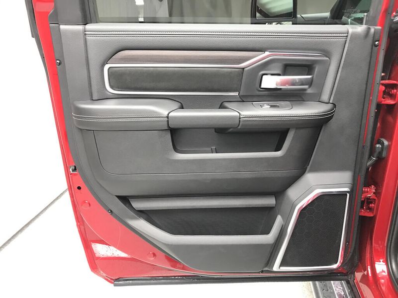 New 2026 RAM 2500 Laramie Crew Cab 4x4 6