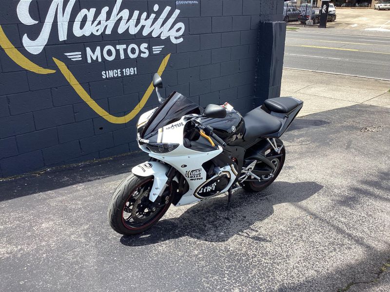 2005 Yamaha YZF R6 