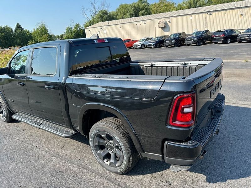 2025 RAM 1500 Big Horn Crew Cab 4x4 5