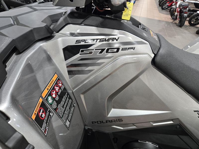 New 2025 Polaris SPORTSMAN 570 ULTIMATE TURBO SILVER Image 17