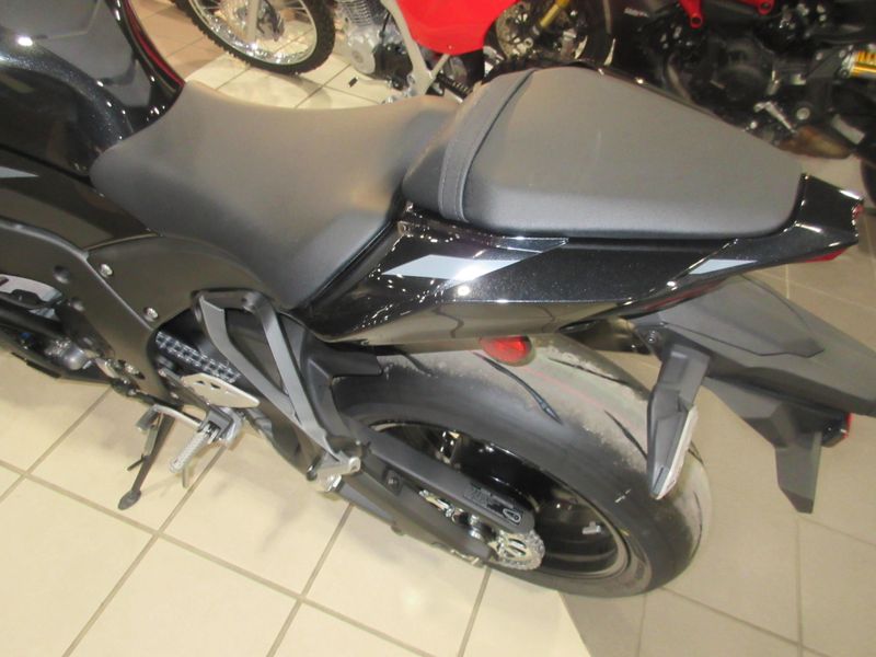 NEW 2026 KAWASAKI NINJA ZX-10R Image 11