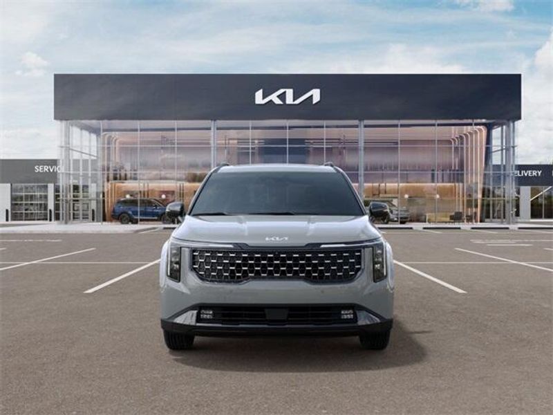 2025 Kia Carnival SXImage 2