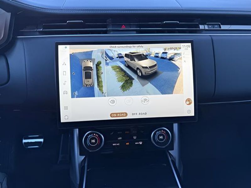 Used 2023 Land Rover Range Rover SE