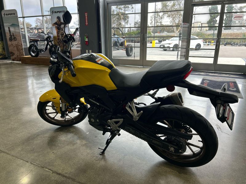 Used 2024 Honda CB300R ABS Image 16