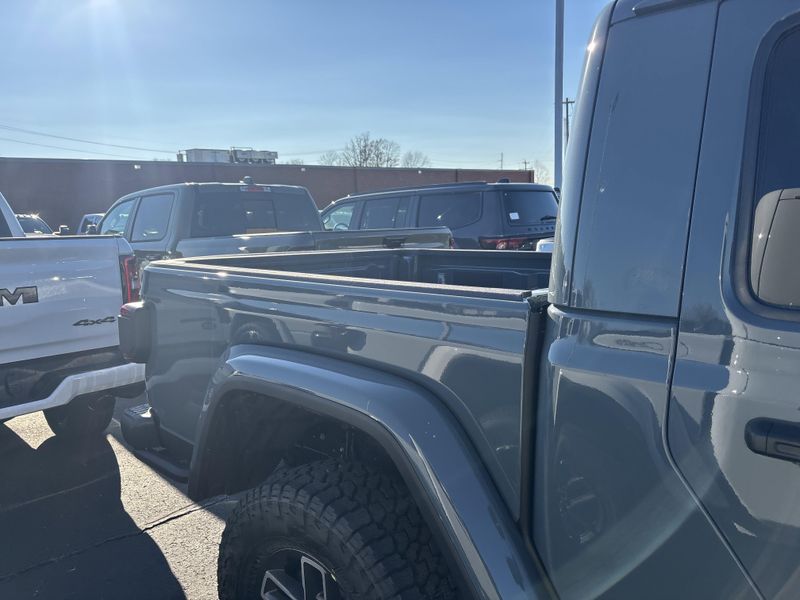 New 2026 Jeep Gladiator Mojave X 4x4Image 6