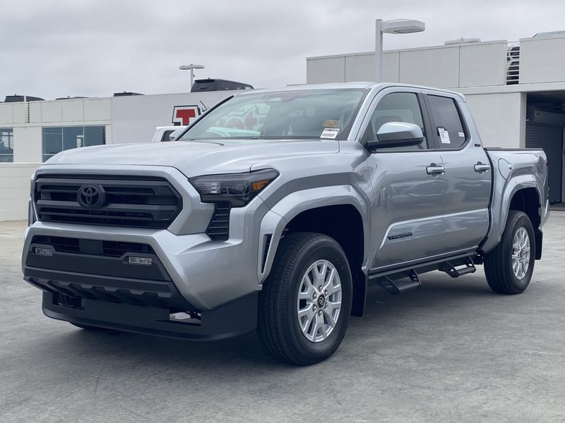 New 2025 Toyota Tacoma SR5Image 6