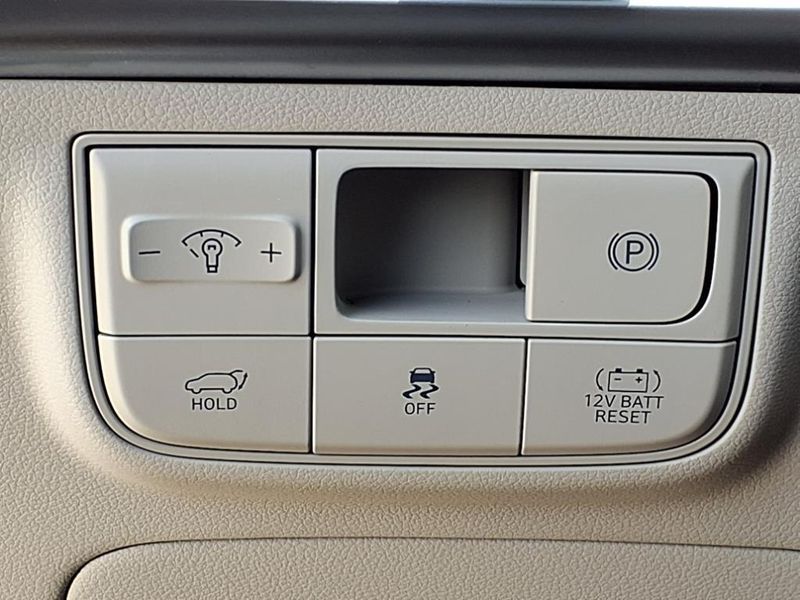 2025 Hyundai Tucson Hybrid SEL ConvenienceImage 20