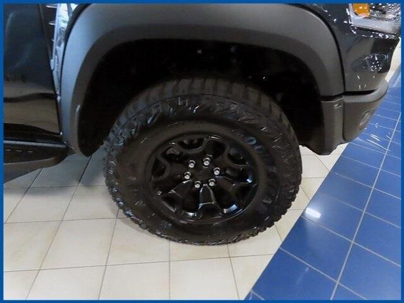 2025 RAM 1500 RHOImage 4