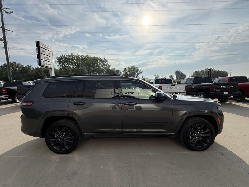 Used 2026 Jeep Grand Cherokee L Limited ReserveImage 38