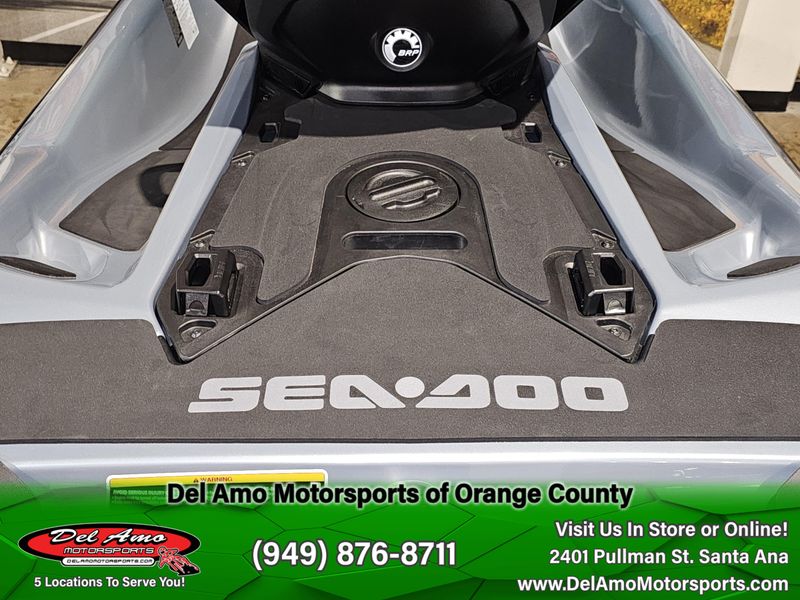 2024 Sea-Doo GTI SE 170 (SOUND SYSTEM) Image 17