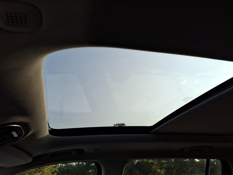 Used 2021 Jeep Grand Cherokee L LimitedImage 21