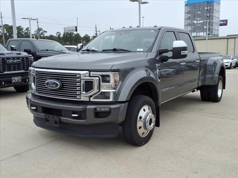 2022 Ford F-450 PlatinumImage 12